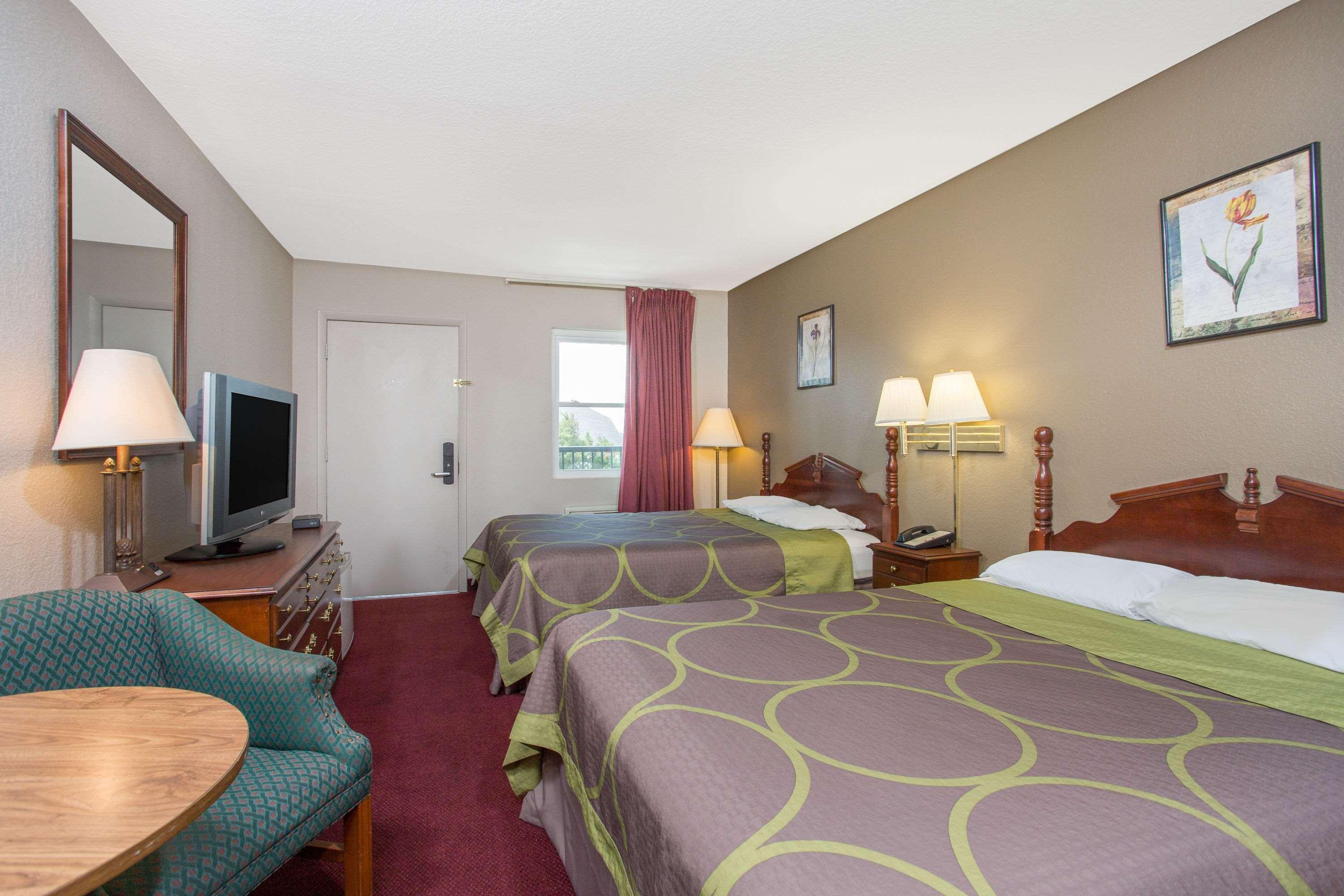 Knights Inn Glade Spring Exterior foto